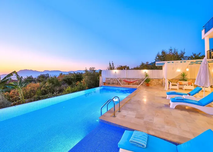 Uzumlu Village 2 Bedroom 1228 ヴィラ